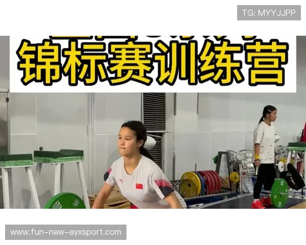 举重训练营引进体能恢复与拉伸专属课程,举重基础训练 举重训练营引进体能恢复与拉伸专属课程,举重基础训练