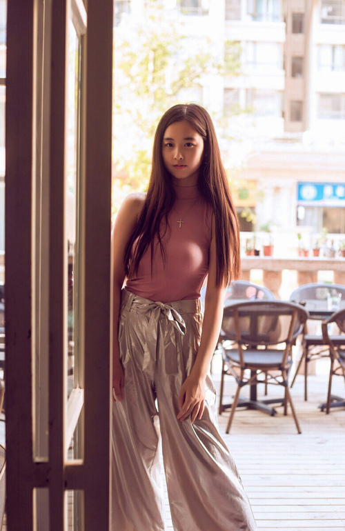 亚洲球队出战欧洲豪门：历史性胜负瞬间回顾，亚洲球员 欧冠